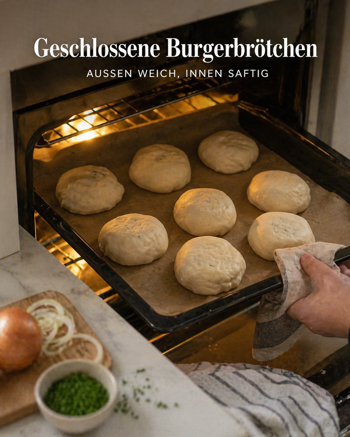 Geschlossene Burgerbrötchen aus dem Ofen